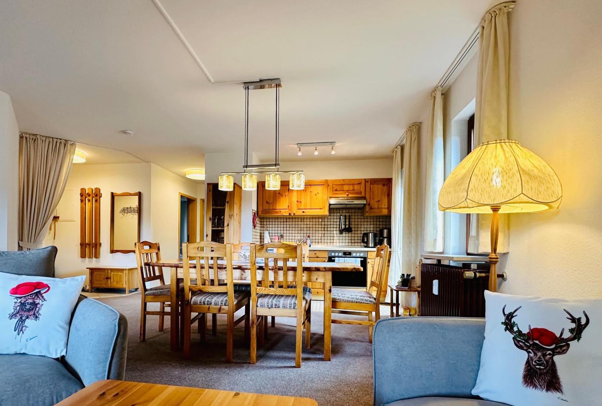 Ferienwohnung Lotti + Hochschwarzwald Card Titisee-Neustadt Dış mekan fotoğraf